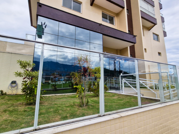 Apartamento Frente Mar à Venda na Praia de Massaguaçu – Caraguatatuba/SP