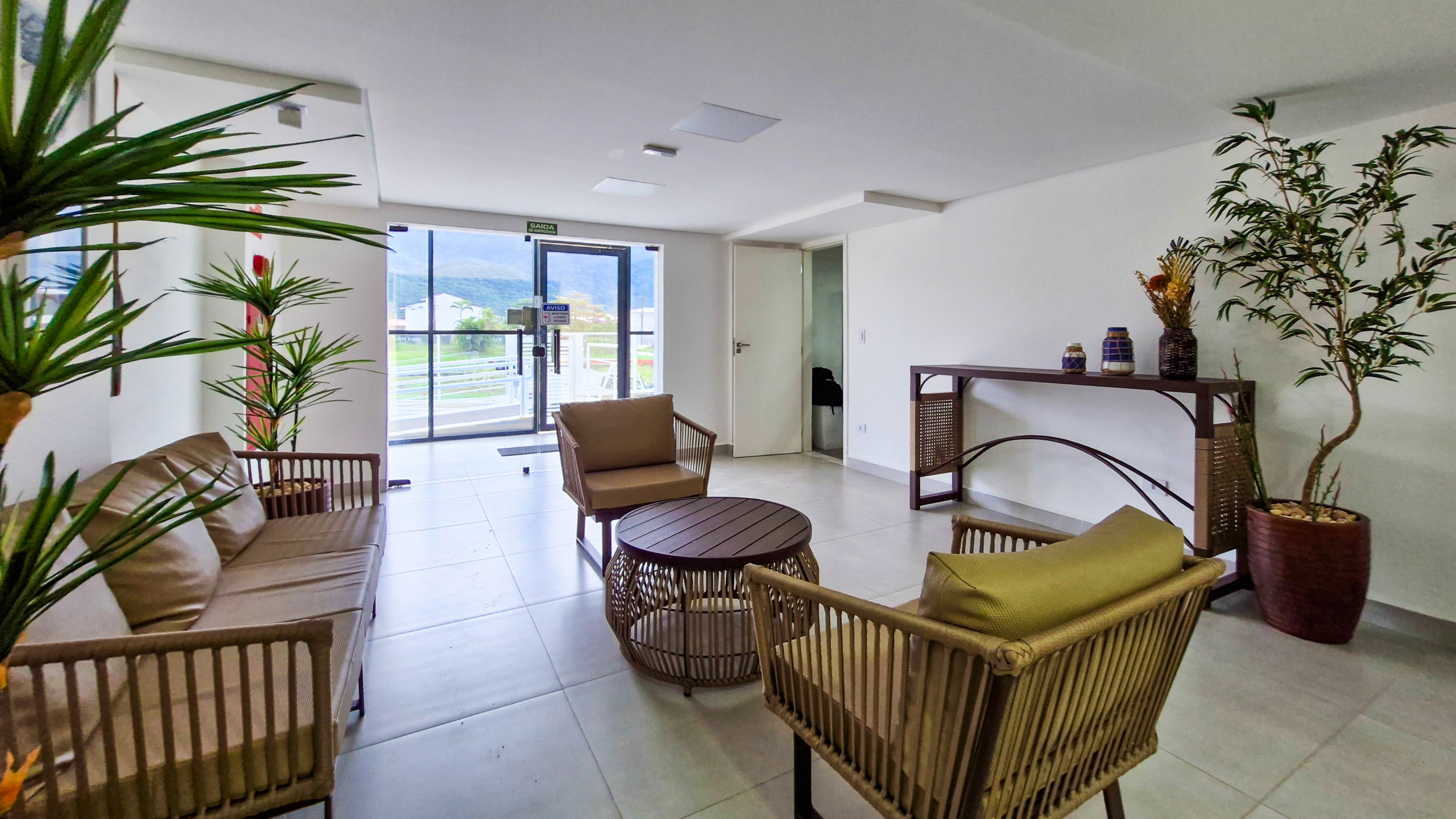 Apartamento Frente Mar à Venda na Praia de Massaguaçu – Caraguatatuba/SP