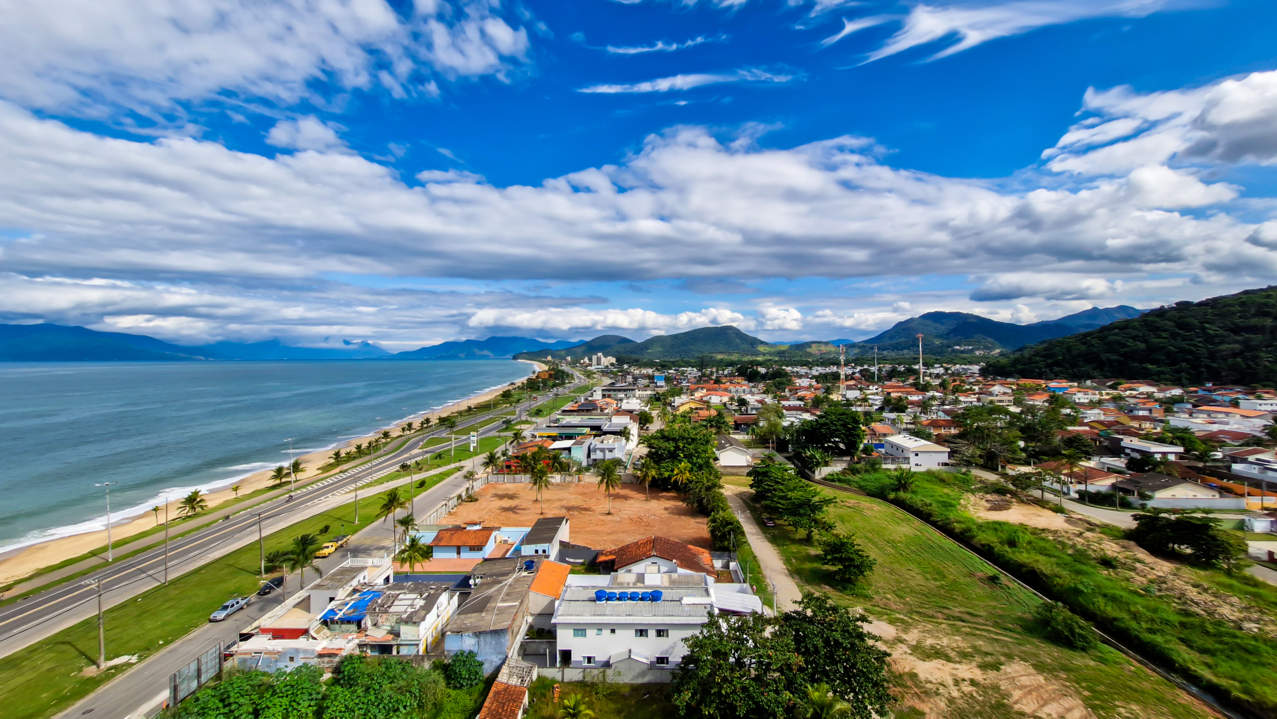 Cobertura Frente Mar à Venda na Praia de Massaguaçu – Caraguatatuba/SP