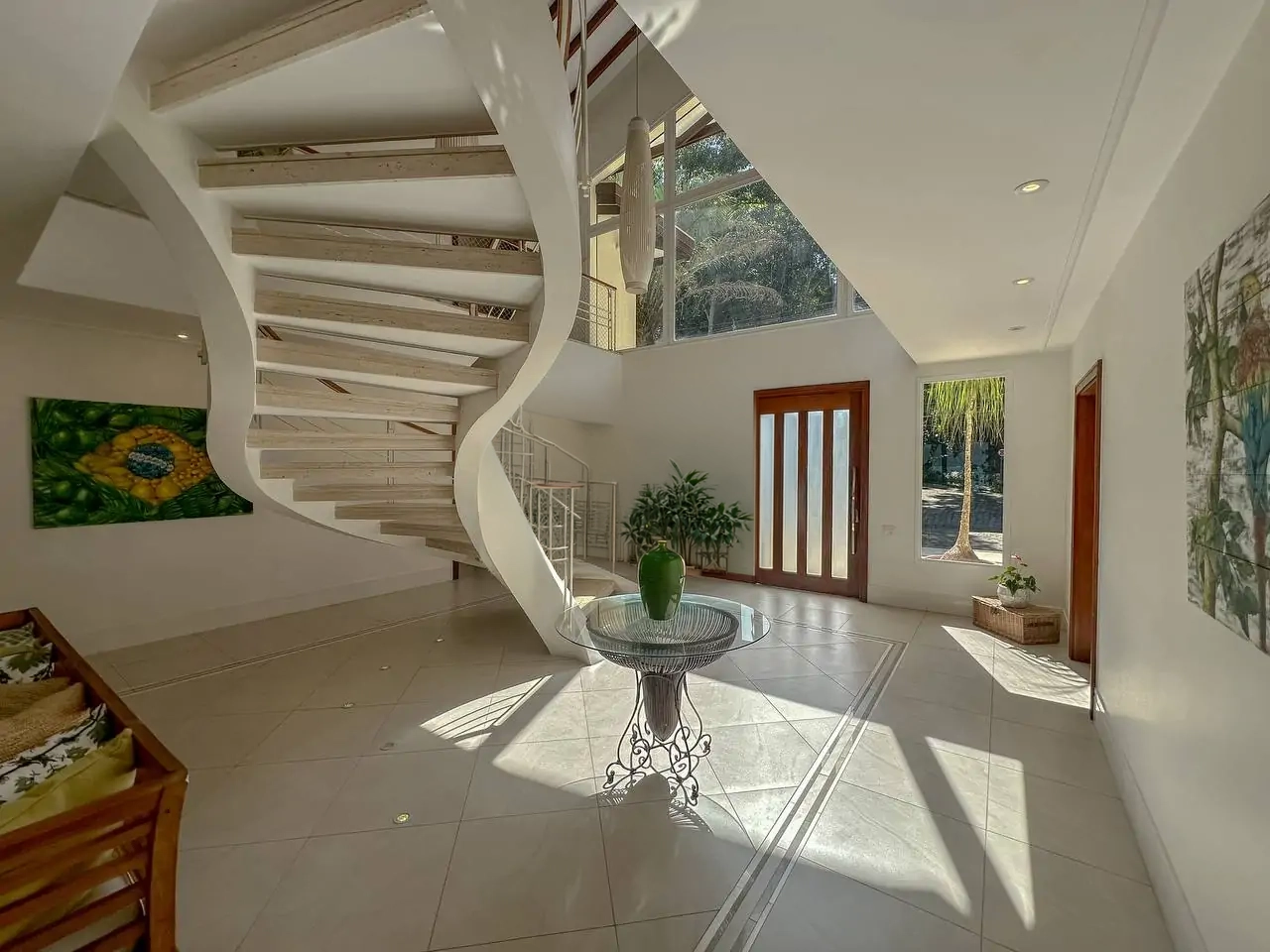 Mansão de Luxo Cinematográfica Pé na areia a venda na Domingas Dias – Ubatuba/SP