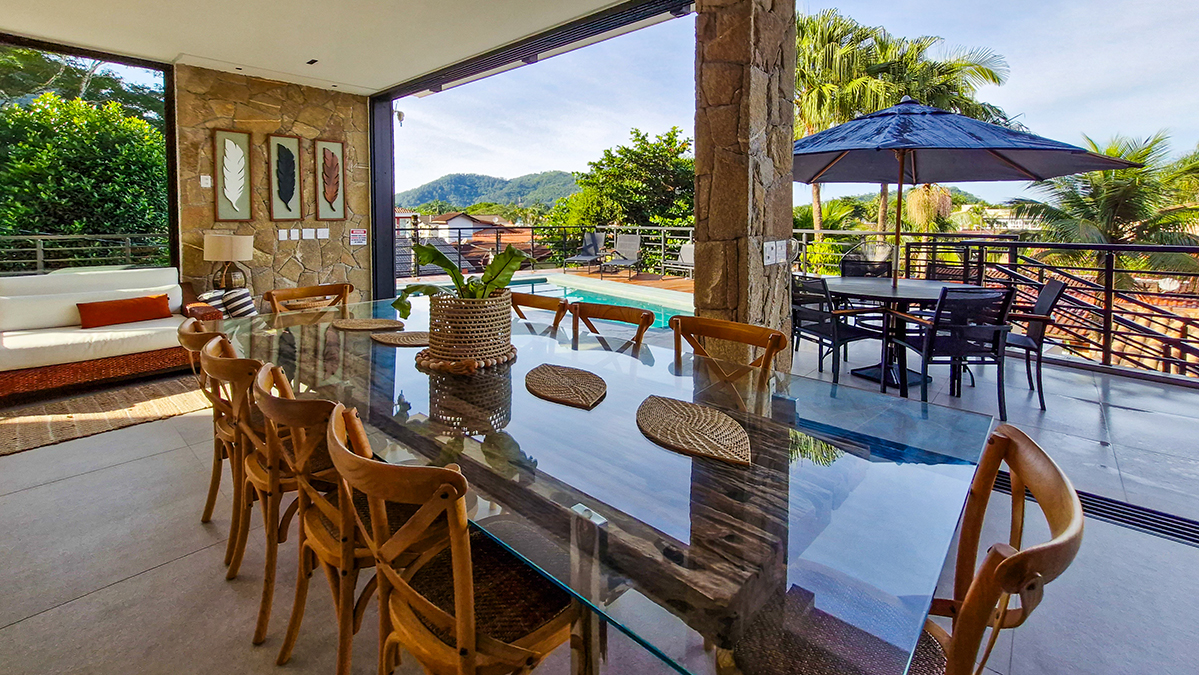 Casa de Alto Padrão no Condomínio Pedra Verde – Lázaro | Ubatuba