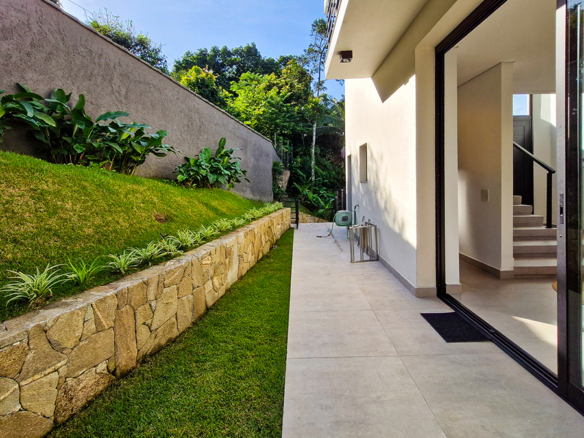 Casa de Alto Padrão no Condomínio Pedra Verde – Lázaro | Ubatuba