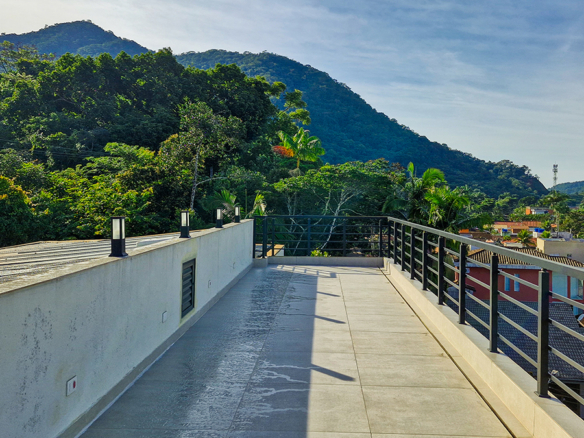 Casa de Alto Padrão no Condomínio Pedra Verde – Lázaro | Ubatuba