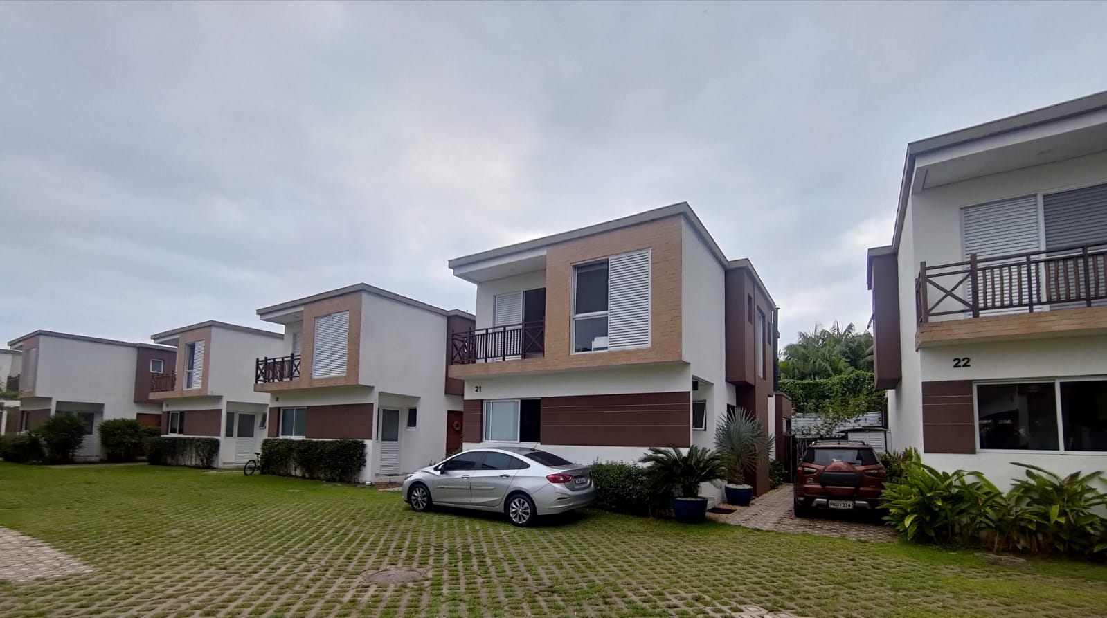 Casa Exclusiva com 4 Suítes em Condomínio de Alto Padrão em Juquehy