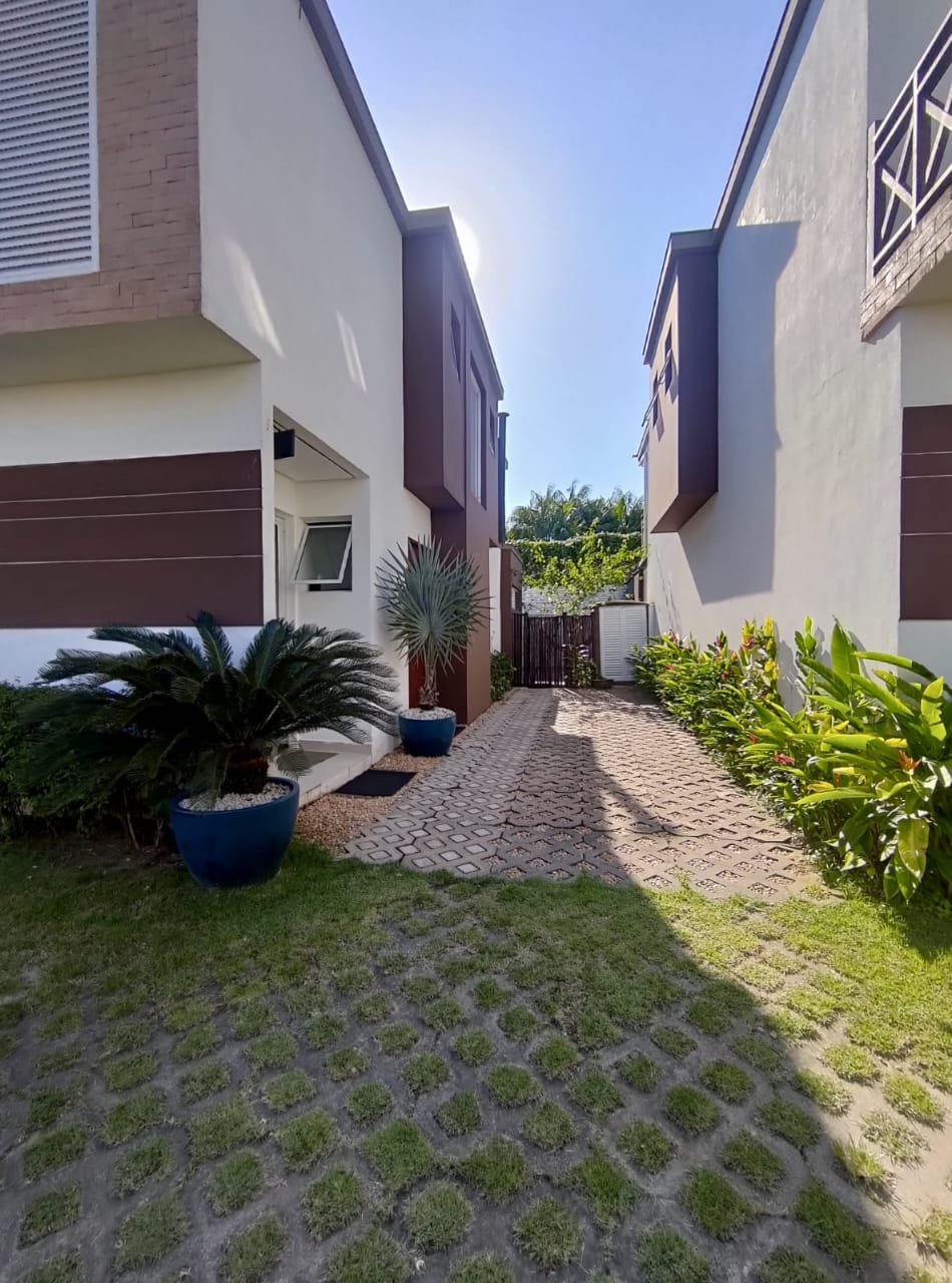 Casa Exclusiva com 4 Suítes em Condomínio de Alto Padrão em Juquehy