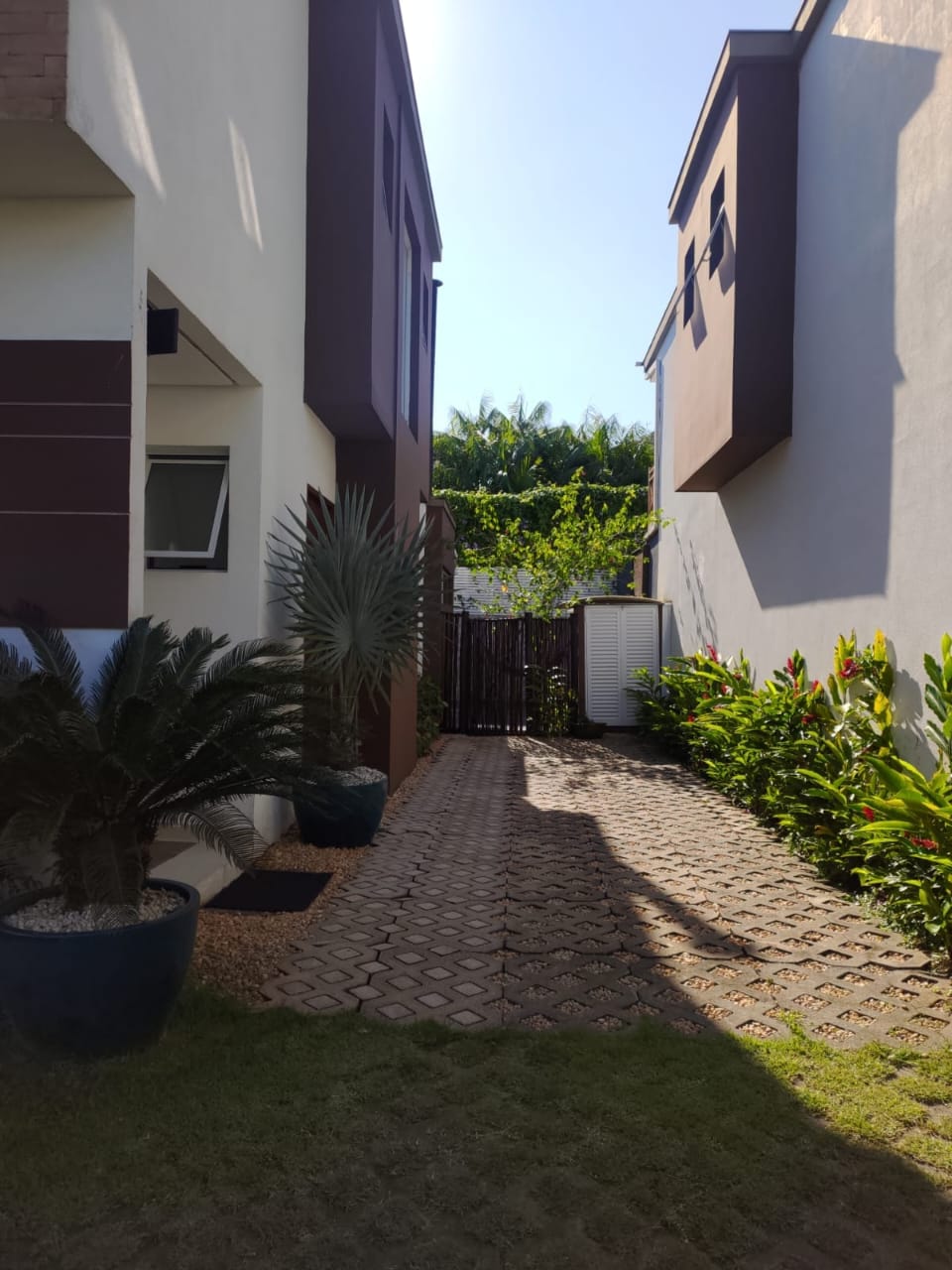 Casa Exclusiva com 4 Suítes em Condomínio de Alto Padrão em Juquehy