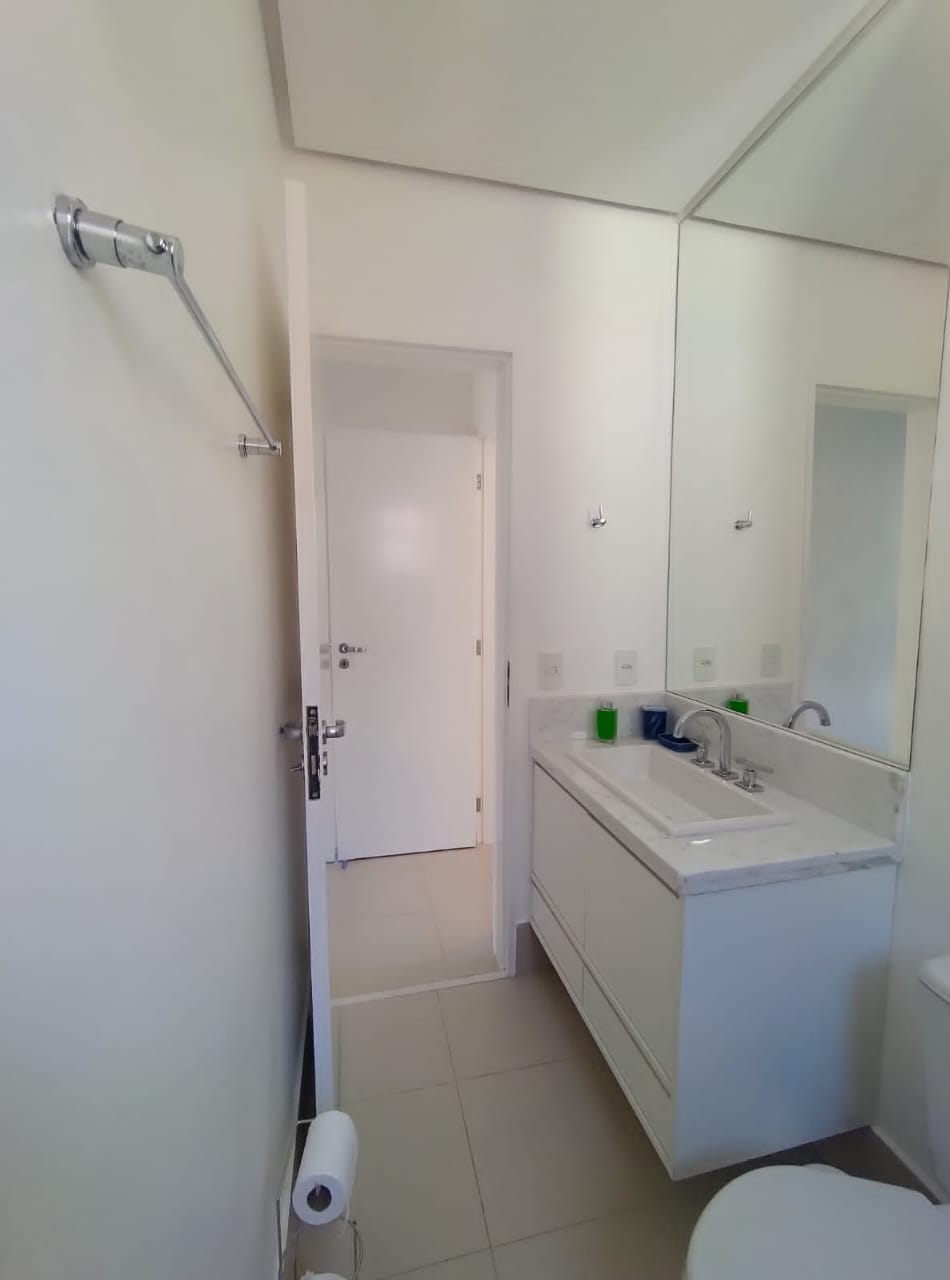 Casa Exclusiva com 4 Suítes em Condomínio de Alto Padrão em Juquehy