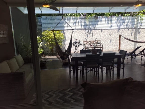 Casa Exclusiva com 4 Suítes em Condomínio de Alto Padrão em Juquehy