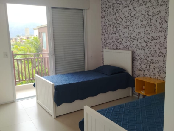 Casa Exclusiva com 4 Suítes em Condomínio de Alto Padrão em Juquehy