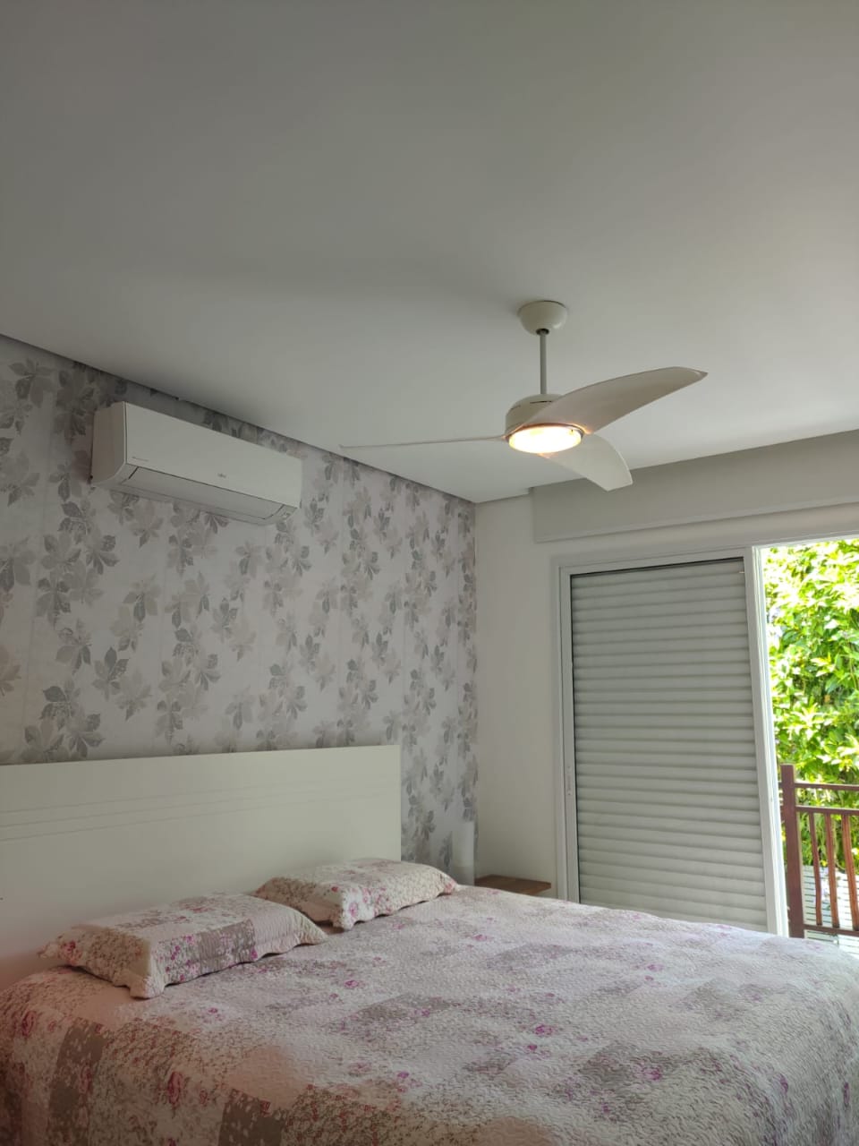 Casa Exclusiva com 4 Suítes em Condomínio de Alto Padrão em Juquehy