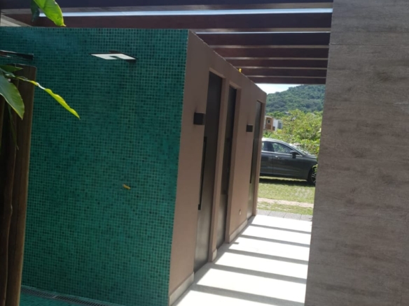 Casa Exclusiva com 4 Suítes em Condomínio de Alto Padrão em Juquehy