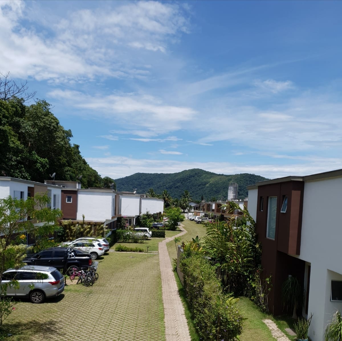 Casa Exclusiva com 4 Suítes em Condomínio de Alto Padrão em Juquehy