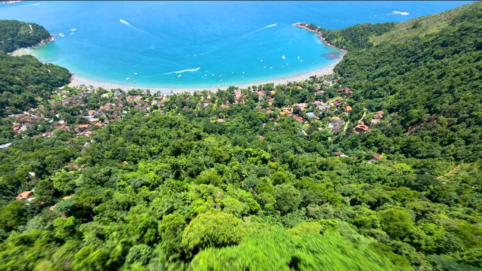 Excelente terreno de 2.096,00 m² com licença ambiental aprovada na Praia da Fortaleza | Ubatuba