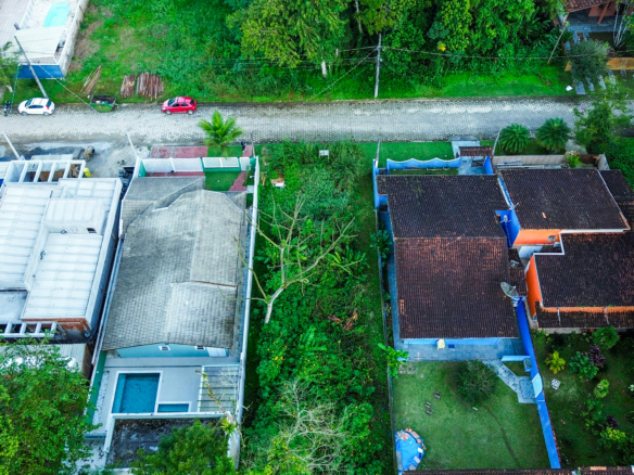 Terreno para Venda em condomínio fechado na Praia da Mococa com 384m²