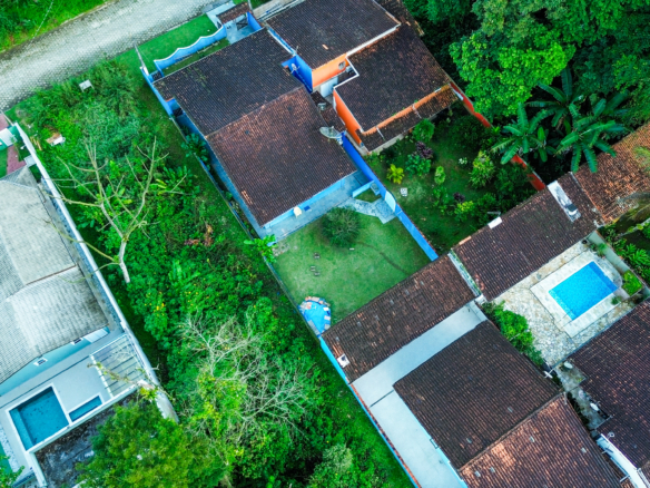 Terreno para Venda em condomínio fechado na Praia da Mococa com 384m²