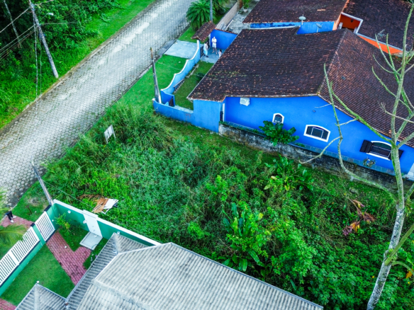 Terreno para Venda em condomínio fechado na Praia da Mococa com 384m²