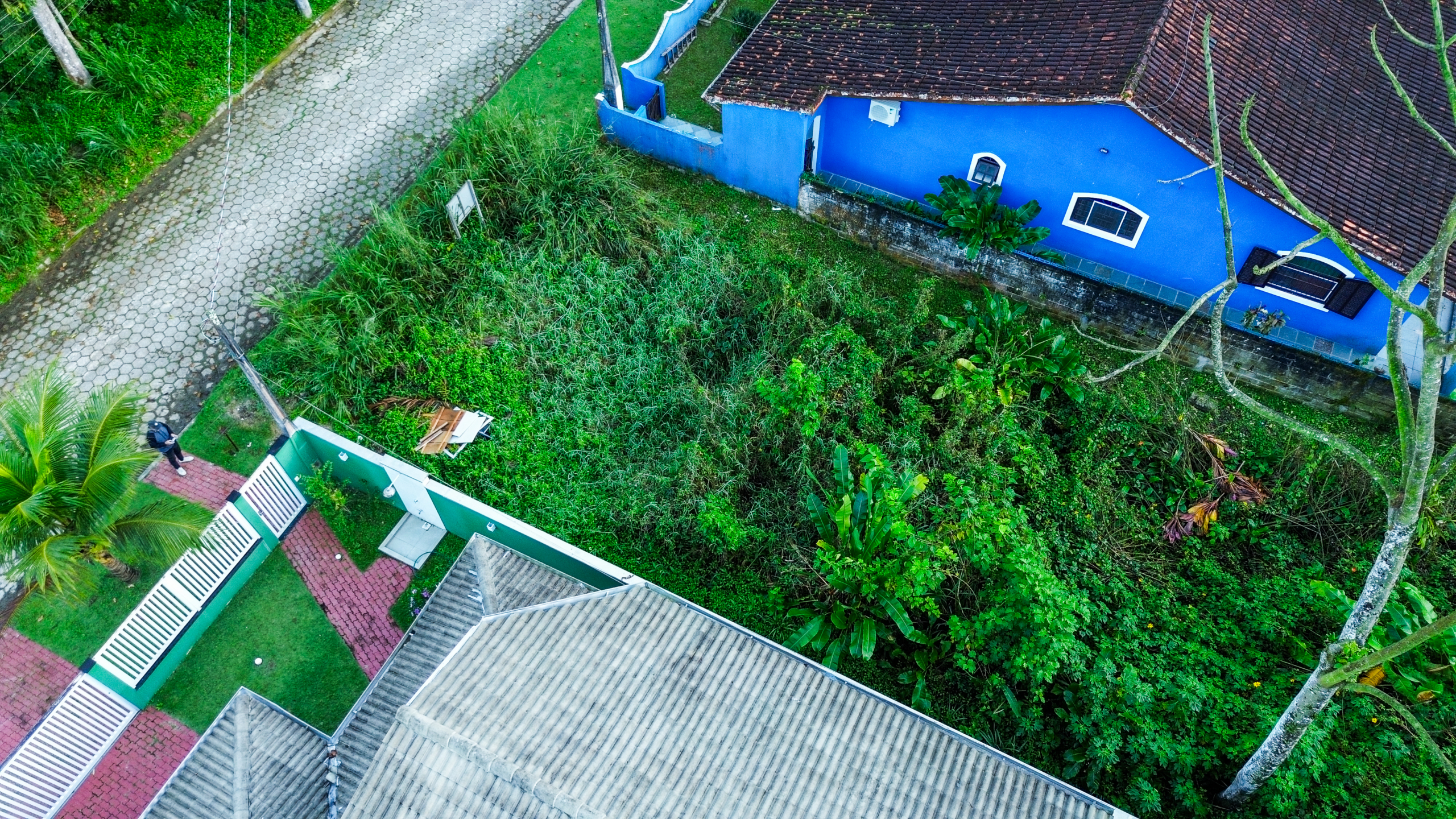 Terreno para Venda em condomínio fechado na Praia da Mococa com 384m²