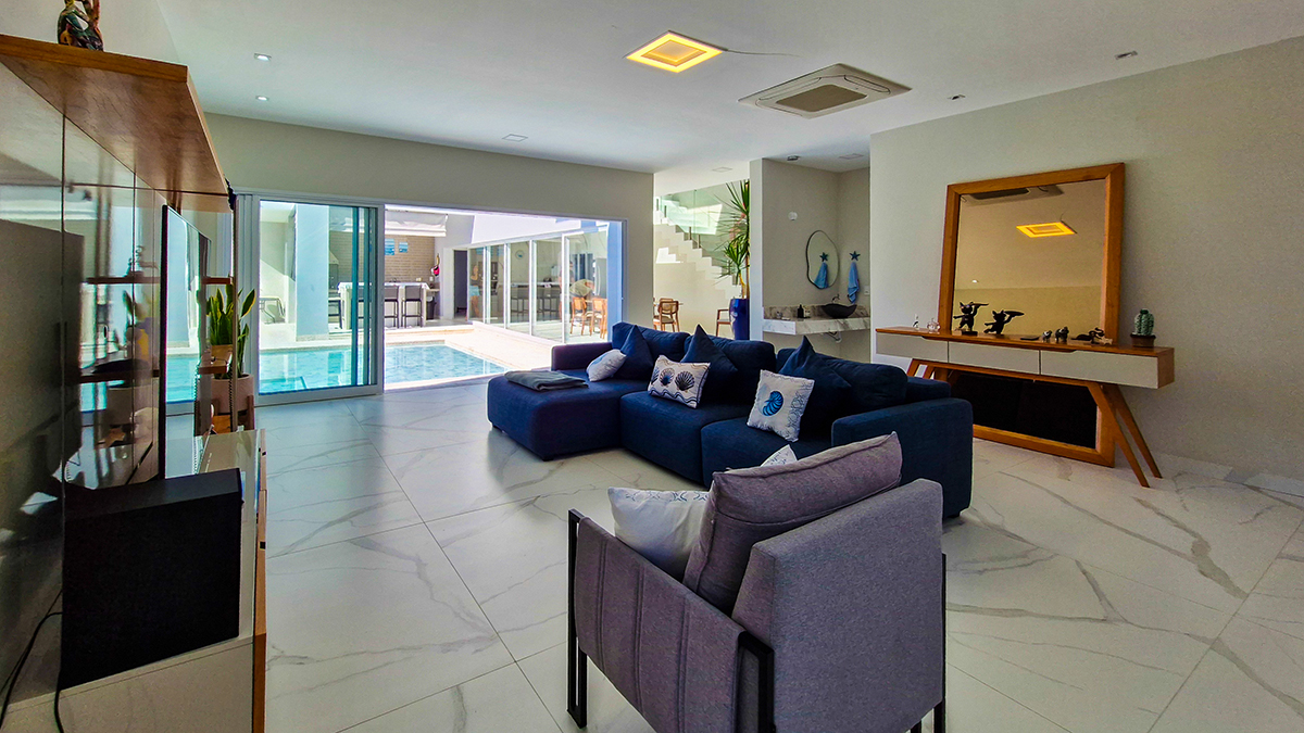Casa à Venda no Condomínio Costa Nova Residence, em Massaguaçu com 4 suítes e 300m²