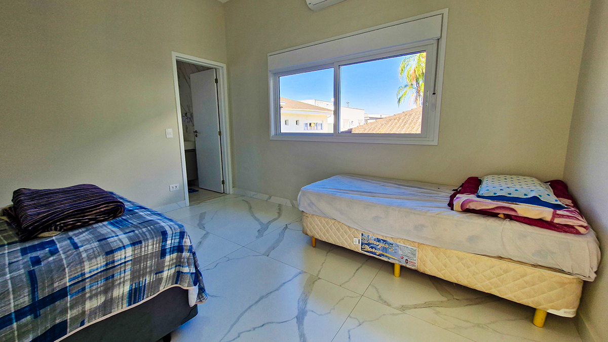 Casa à Venda no Condomínio Costa Nova Residence, em Massaguaçu com 4 suítes e 300m²