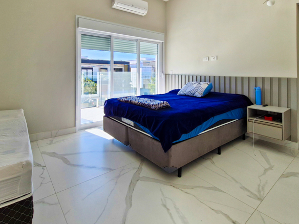 Casa à Venda no Condomínio Costa Nova Residence, em Massaguaçu com 4 suítes e 300m²