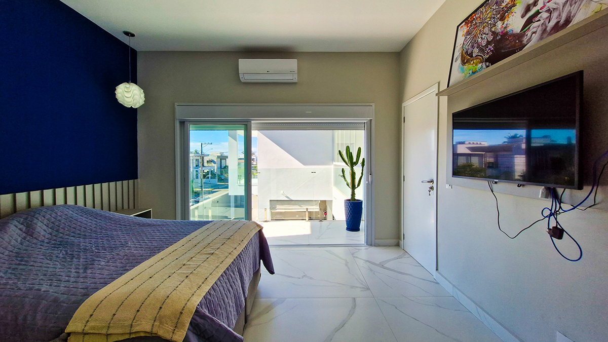 Casa à Venda no Condomínio Costa Nova Residence, em Massaguaçu com 4 suítes e 300m²