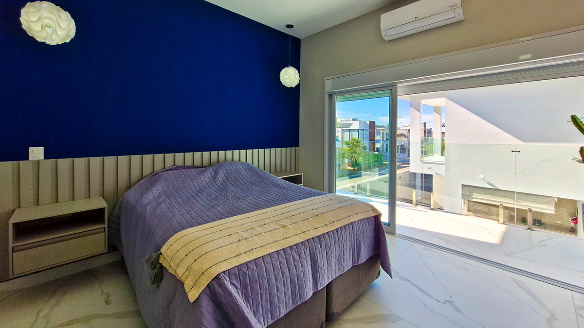 Casa à Venda no Condomínio Costa Nova Residence, em Massaguaçu com 4 suítes e 300m²