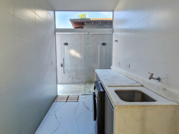 Casa à Venda no Condomínio Costa Nova Residence, em Massaguaçu com 4 suítes e 300m²
