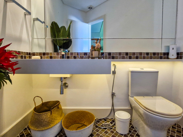 Casa de Alto Padrão com 6 suítes no Condomínio Costa Verde Tabatinga