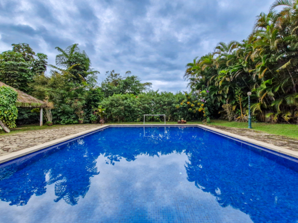 Casa a venda | Exclusivo no Porto Frade | 5.200 m² de Natureza, Privacidade e Sofisticação