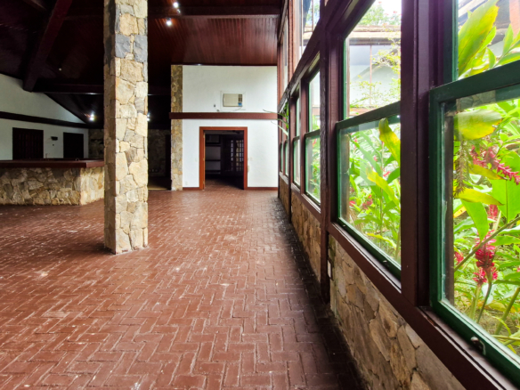 Casa a venda | Exclusivo no Porto Frade | 5.200 m² de Natureza, Privacidade e Sofisticação