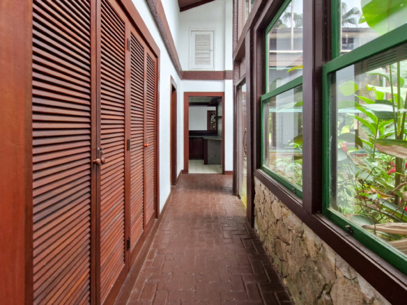 Casa a venda | Exclusivo no Porto Frade | 5.200 m² de Natureza, Privacidade e Sofisticação