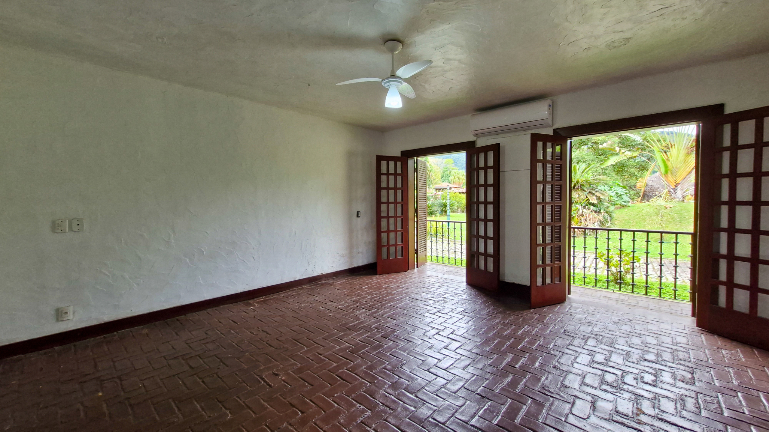 Casa a venda | Exclusivo no Porto Frade | 5.200 m² de Natureza, Privacidade e Sofisticação