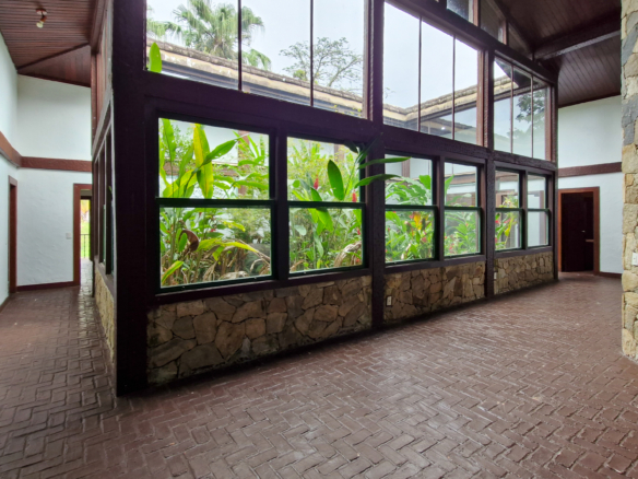 Casa a venda | Exclusivo no Porto Frade | 5.200 m² de Natureza, Privacidade e Sofisticação