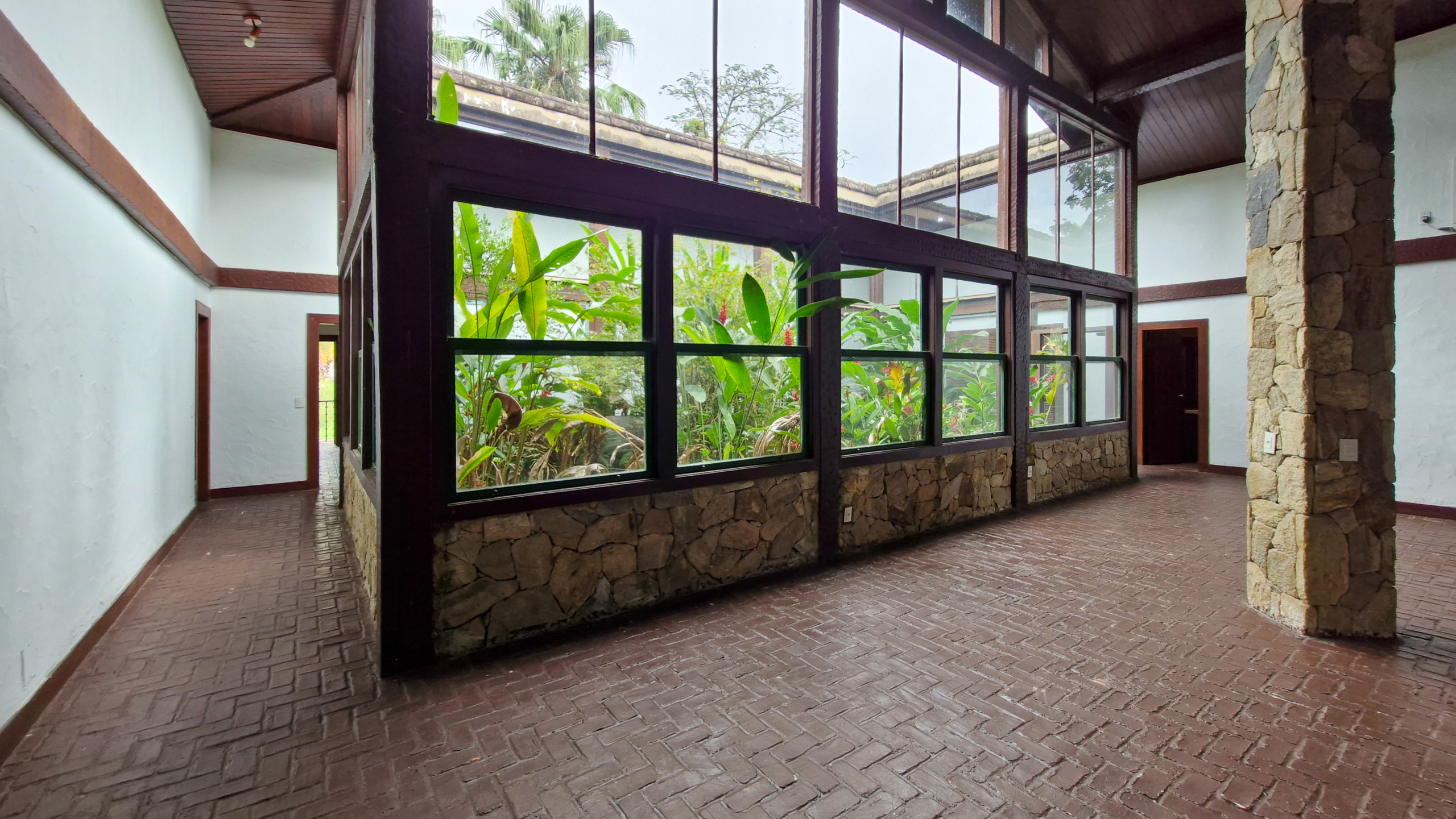 Casa a venda | Exclusivo no Porto Frade | 5.200 m² de Natureza, Privacidade e Sofisticação