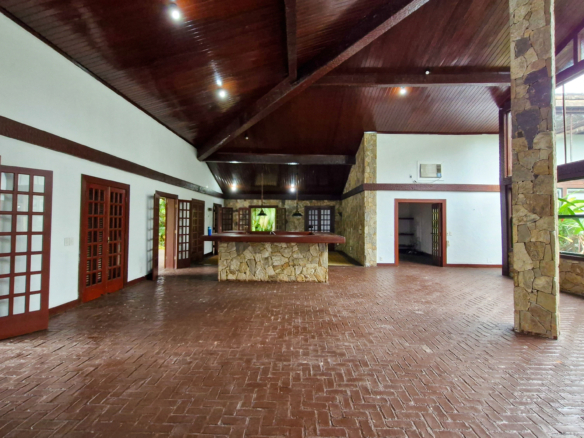 Casa a venda | Exclusivo no Porto Frade | 5.200 m² de Natureza, Privacidade e Sofisticação