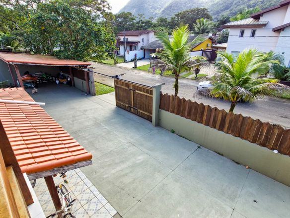 Casa Nova a venda na Praia da Mococa | Condomínio fechado | Lazer Privativo