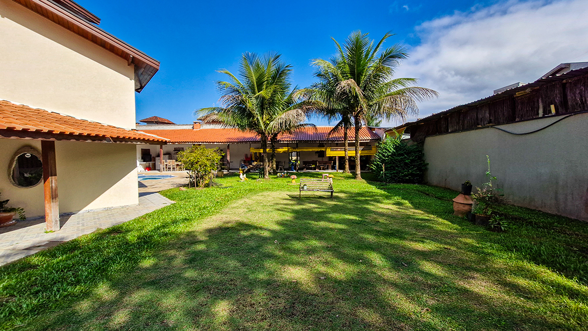 Casa Nova a venda na Praia da Mococa | Condomínio fechado | Lazer Privativo