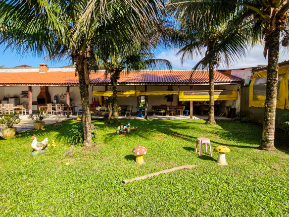 Casa Nova a venda na Praia da Mococa | Condomínio fechado | Lazer Privativo