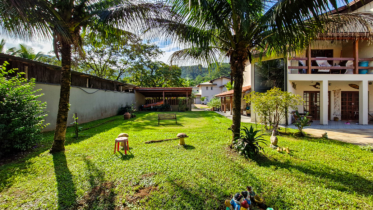 Casa Nova a venda na Praia da Mococa | Condomínio fechado | Lazer Privativo