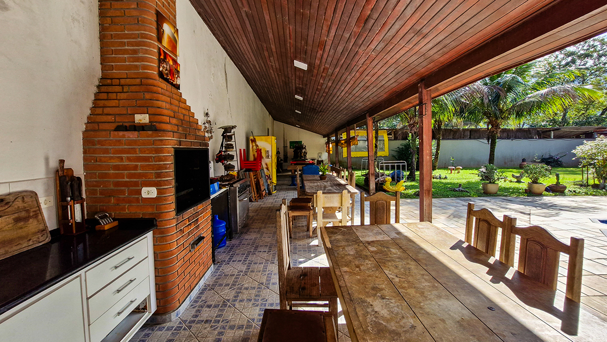 Casa Nova a venda na Praia da Mococa | Condomínio fechado | Lazer Privativo