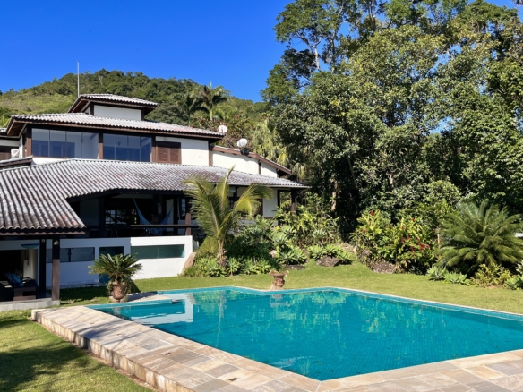 Casa a venda com Vista para o Mar no Condomínio Promontório | Maresias