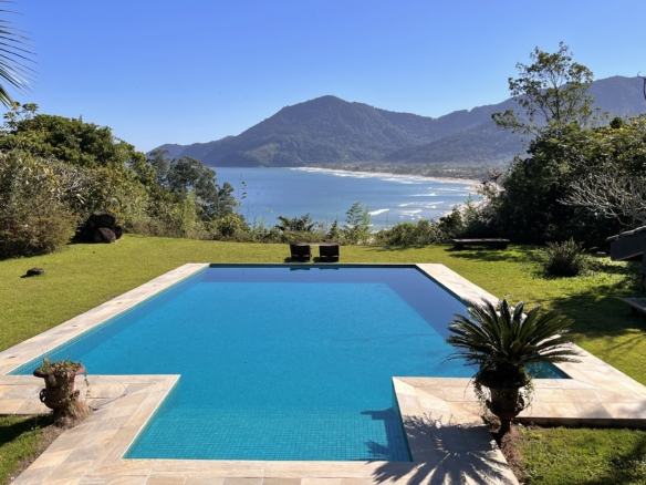 Casa a venda com Vista para o Mar no Condomínio Promontório | Maresias