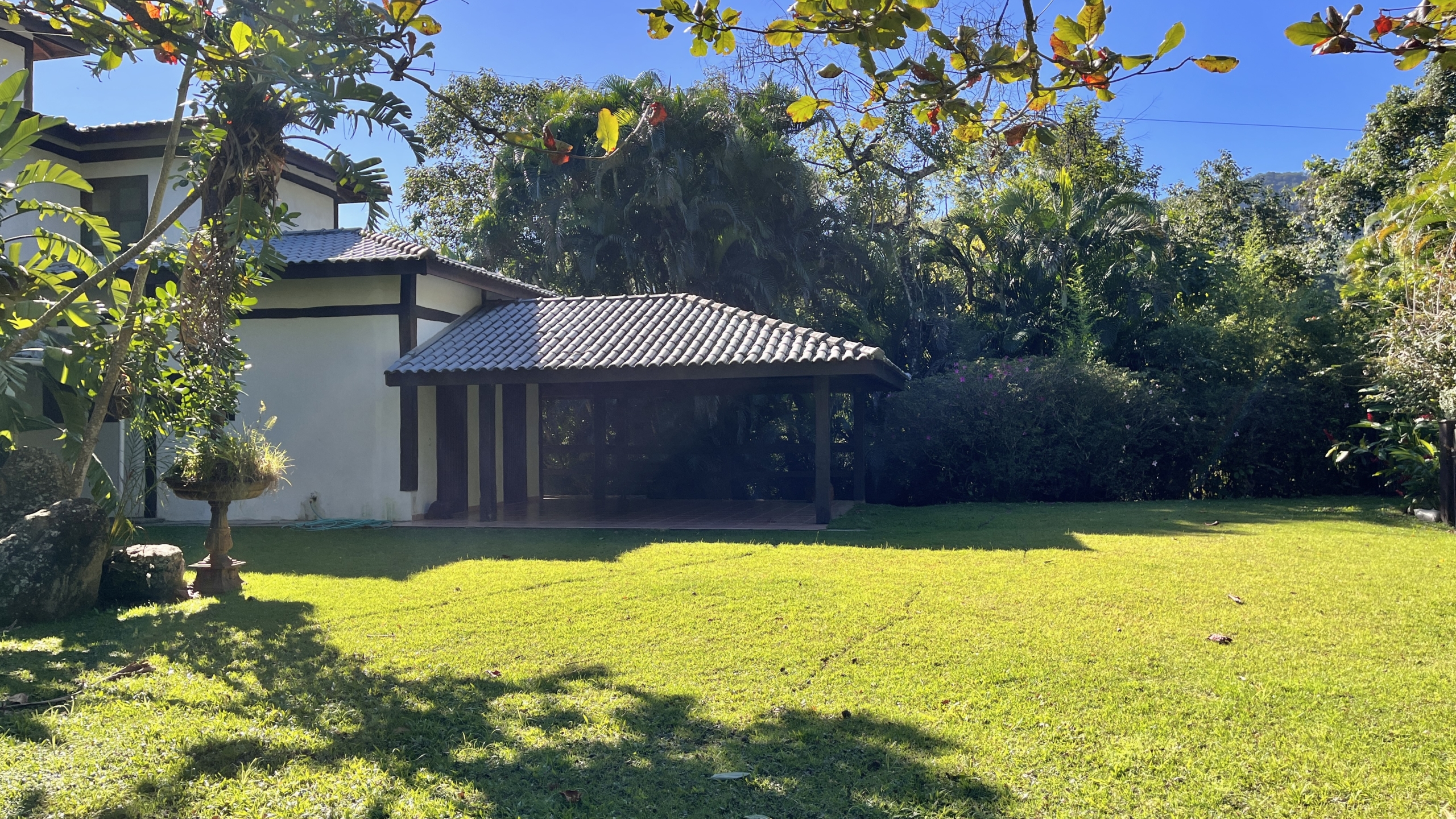 Casa a venda com Vista para o Mar no Condomínio Promontório | Maresias