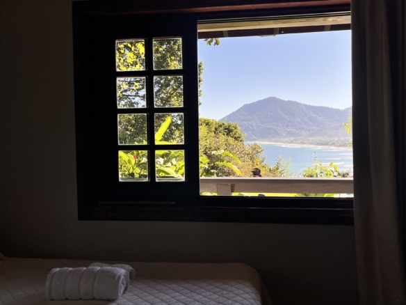 Casa a venda com Vista para o Mar no Condomínio Promontório | Maresias
