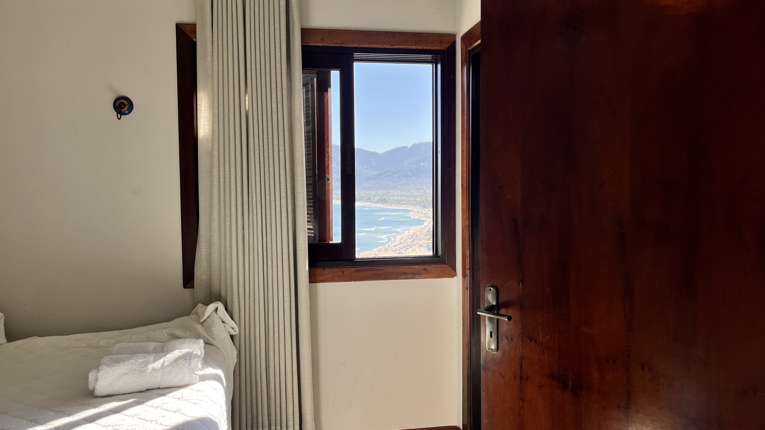 Casa a venda com Vista para o Mar no Condomínio Promontório | Maresias