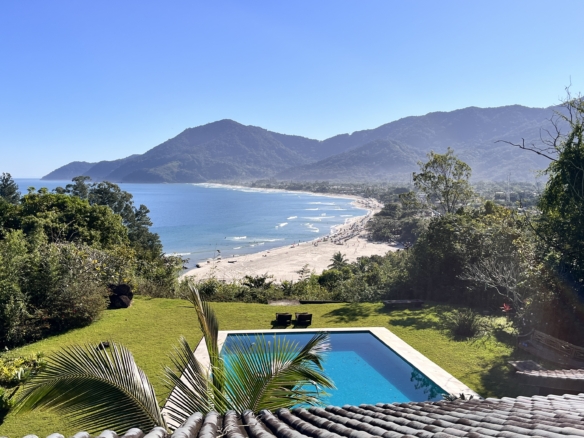 Casa a venda com Vista para o Mar no Condomínio Promontório | Maresias