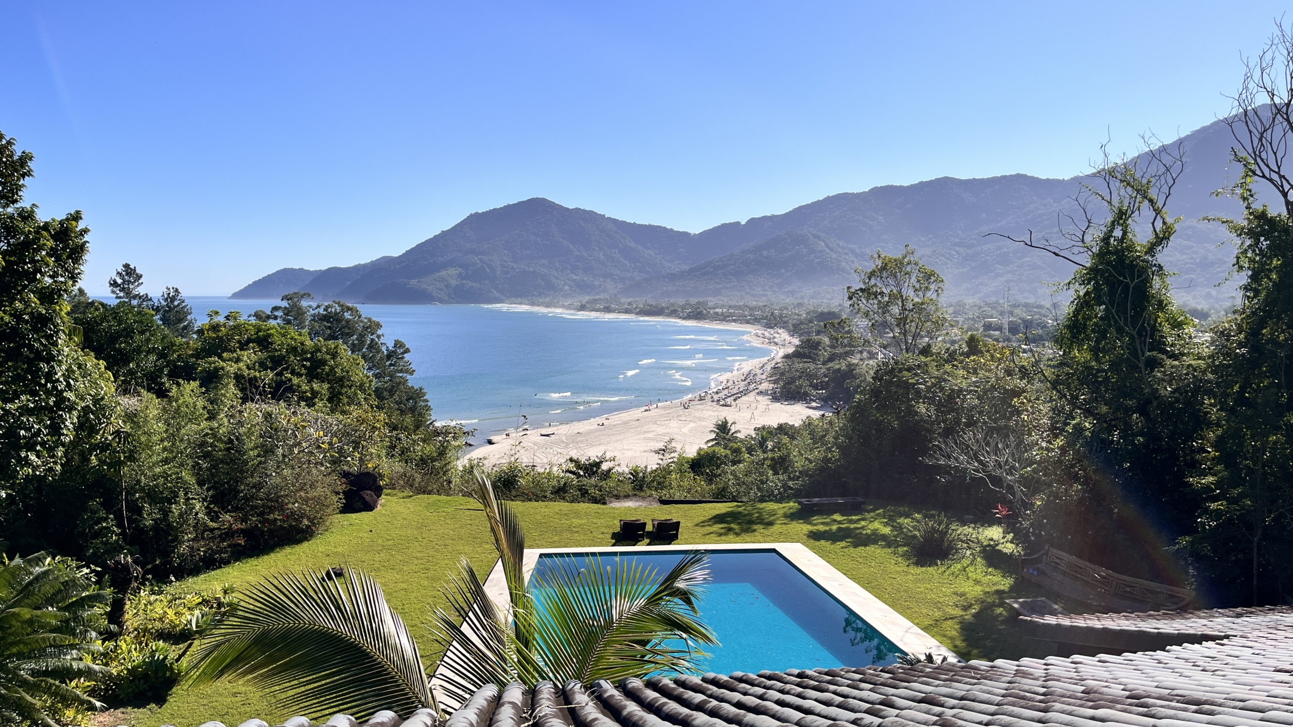 Casa a venda com Vista para o Mar no Condomínio Promontório | Maresias