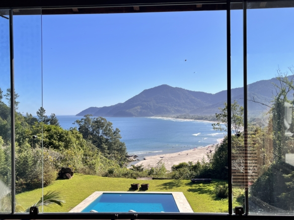 Casa a venda com Vista para o Mar no Condomínio Promontório | Maresias