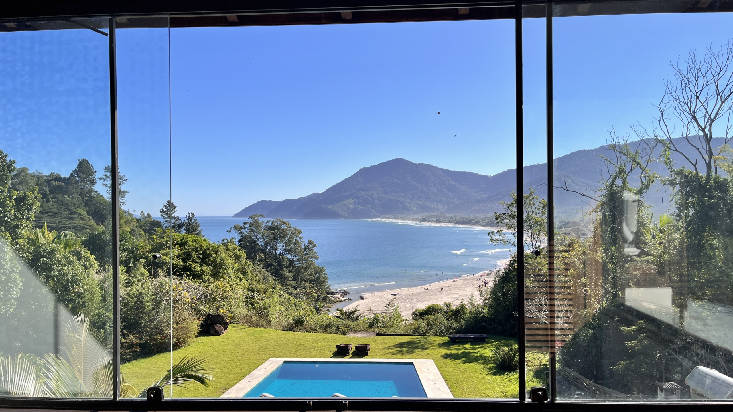 Casa a venda com Vista para o Mar no Condomínio Promontório | Maresias