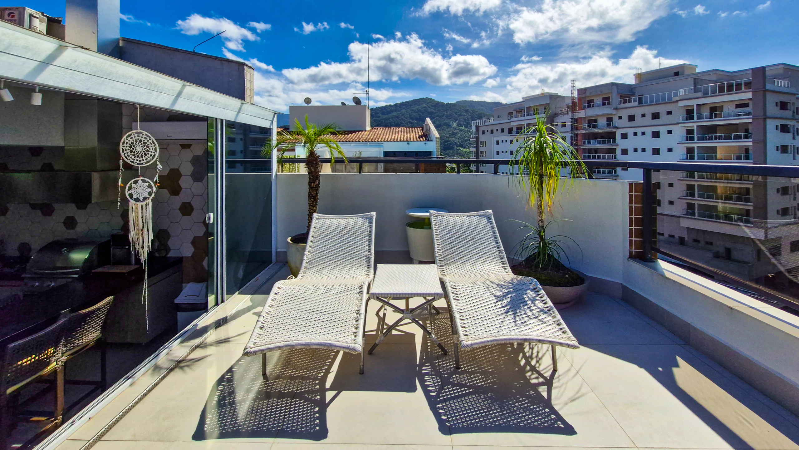 Cobertura para Venda com 2 suítes, em Tabatinga com 240m²